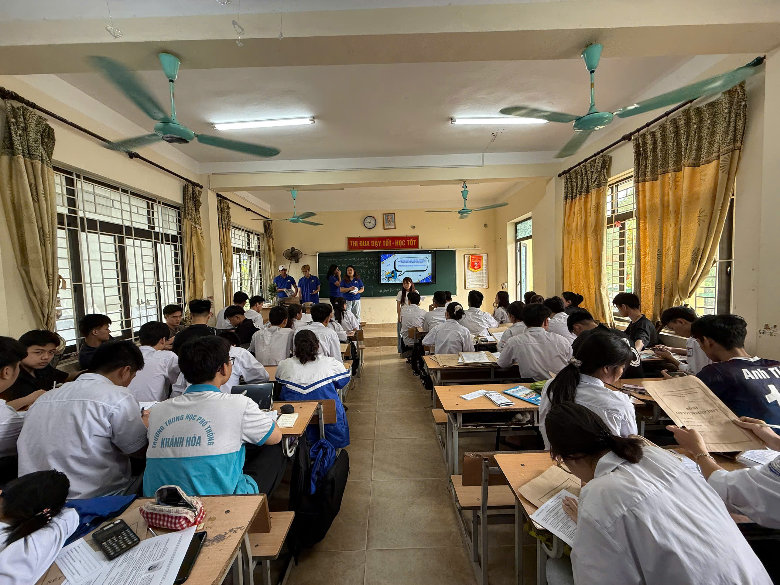 AEP TUAF Conducts Admissions 2026 Outreach Visit at Khánh Hòa High ...